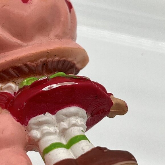 Vintage Strawberry Shortcake w/ Custard Cat Strawberryland Mini Figure 2" - Picture 8 of 8